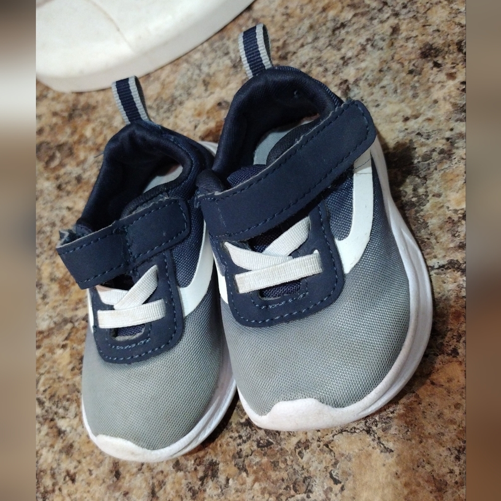 SOLD Toddler Boy Shoes mesh athletic sneaker with Velcro
